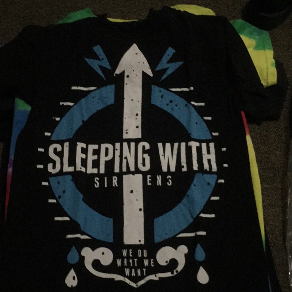 sleeping with sirens tee